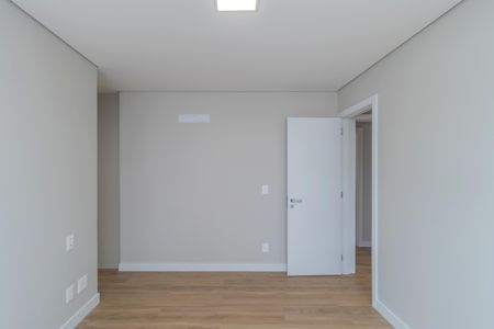 Apartamento à venda com 137m², 4 quartos e 3 vagasSuite Master