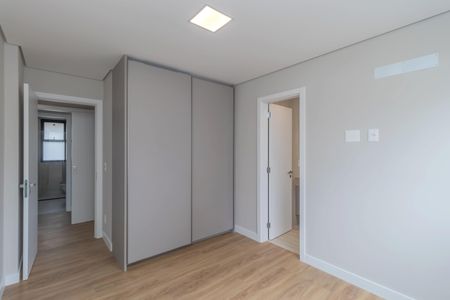 Apartamento à venda com 137m², 4 quartos e 3 vagasSuite 1