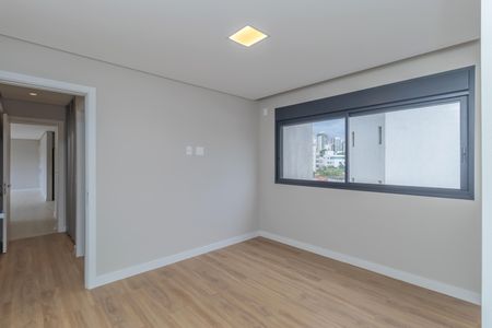 Apartamento à venda com 137m², 4 quartos e 3 vagasSuite Master