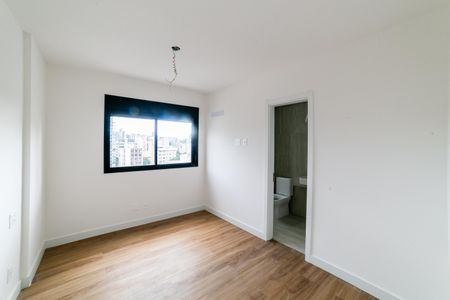 Apartamento à venda com 137m², 2 quartos e 3 vagasSuíte 2