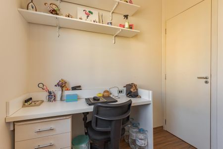 Quarto 1 de apartamento à venda com 3 quartos, 67m² em Morro Santana, Porto Alegre