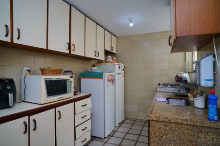 Apartamento à venda com 130m², 3 quartos e 1 vaga Apartamento à venda com 130m², 3 quartos e 1 vagaCozinha