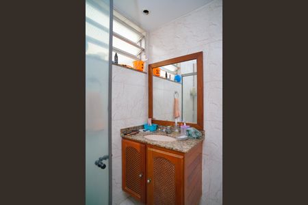 Apartamento à venda com 130m², 3 quartos e 1 vaga Apartamento à venda com 130m², 3 quartos e 1 vagaBanheiro Social