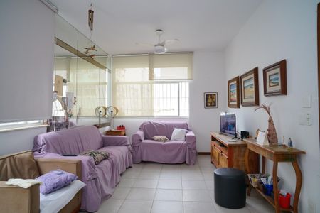 Sala de apartamento à venda com 3 quartos, 130m² em Icaraí, Niterói