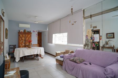 Sala de apartamento à venda com 3 quartos, 130m² em Icaraí, Niterói