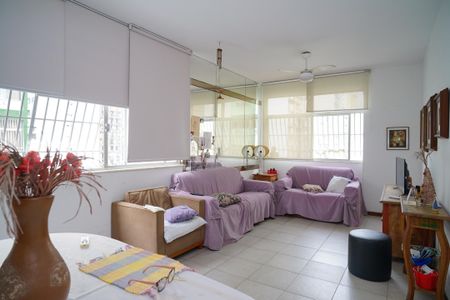 Sala de apartamento à venda com 3 quartos, 130m² em Icaraí, Niterói