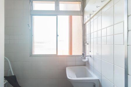 Apartamento para alugar com 60m², 3 quartos e 1 vagaÁrea de Serviço