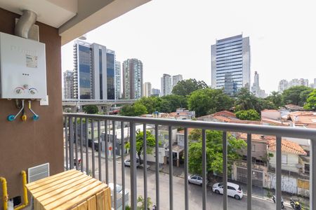 Varanda de kitnet/studio para alugar com 1 quarto, 28m² em Vila Cordeiro, São Paulo