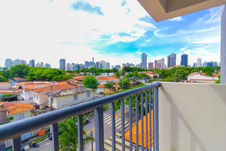 Varanda de kitnet/studio para alugar com 1 quarto, 28m² em Vila Cordeiro, São Paulo