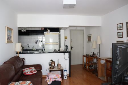 Sala de apartamento à venda com 2 quartos, 68m² em Consolação, São Paulo