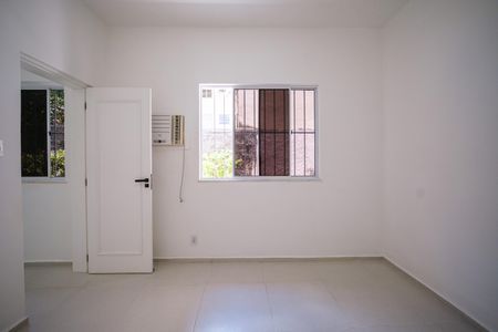 Casa para alugar com 32m², 1 quarto e sem vaga Casa para alugar com 32m², 1 quarto e sem vagaQuarto