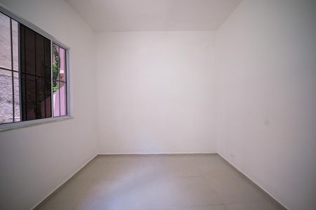 Casa para alugar com 32m², 1 quarto e sem vaga Casa para alugar com 32m², 1 quarto e sem vagaQuarto