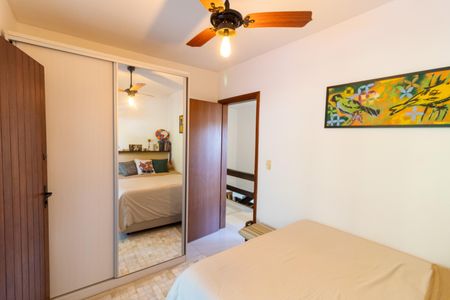 Casa à venda com 240m², 3 quartos e 2 vagasQuarto 2