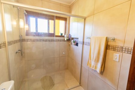 Casa à venda com 240m², 3 quartos e 2 vagasBanheiro da Suíte