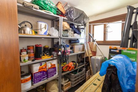 Casa à venda com 240m², 3 quartos e 2 vagasDespensa