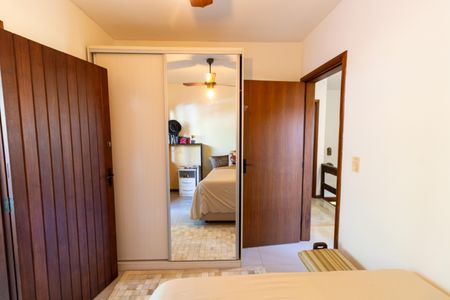 Casa à venda com 240m², 3 quartos e 2 vagasQuarto 2