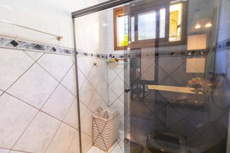 Casa à venda com 240m², 3 quartos e 2 vagasBanheiro