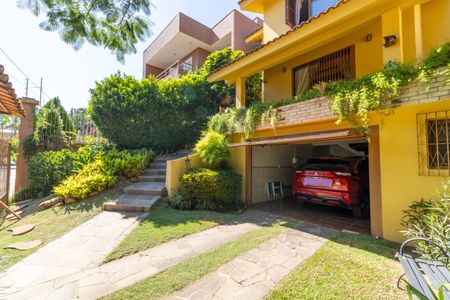 Casa à venda com 240m², 3 quartos e 2 vagasGaragem