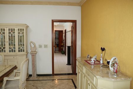 Casa de condomínio para alugar com 1100m², 4 quartos e 6 vagasCozinha