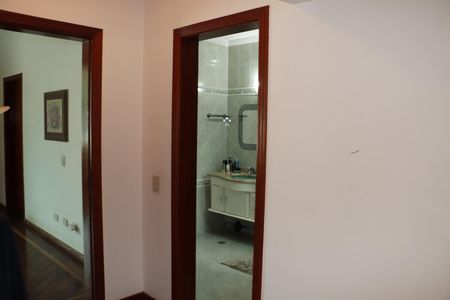 Casa de condomínio para alugar com 1100m², 4 quartos e 6 vagasSuíte 3