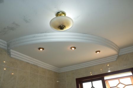 Casa de condomínio para alugar com 1100m², 4 quartos e 6 vagasBanheiro da Suíte 1