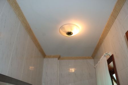 Casa de condomínio para alugar com 1100m², 4 quartos e 6 vagasLavabo