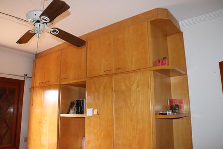 Casa de condomínio para alugar com 1100m², 4 quartos e 6 vagasSuíte 2