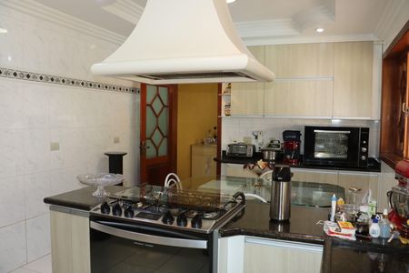 Casa de condomínio para alugar com 1100m², 4 quartos e 6 vagasCozinha