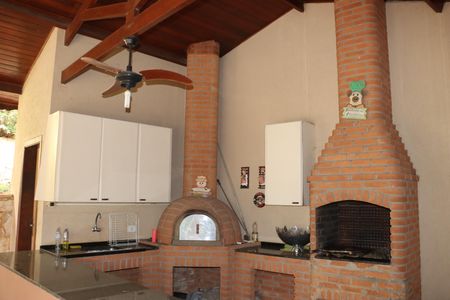 Casa de condomínio para alugar com 1100m², 4 quartos e 6 vagasÁrea comum