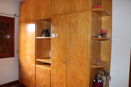 Casa de condomínio para alugar com 1100m², 4 quartos e 6 vagasSuíte 2