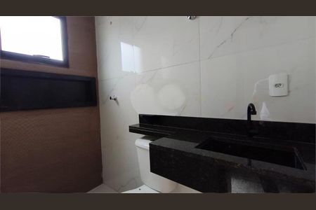 Casa à venda com 2 quartos, 96m² em Vila Paranagua, São Paulo