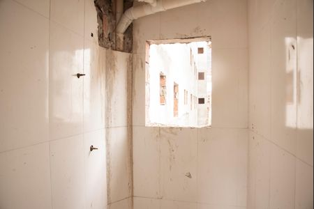 Banheiro de kitnet/studio à venda com 1 quarto, 25m² em São Judas, São Paulo