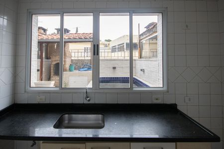 Casa para alugar com 120m², 3 quartos e 2 vagasCozinha - Armários