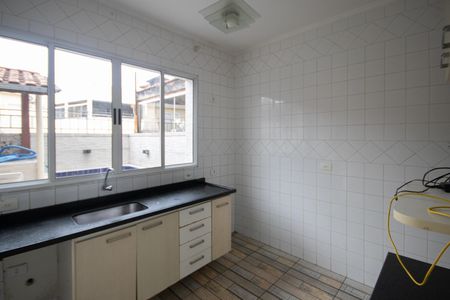 Casa para alugar com 120m², 3 quartos e 2 vagasCozinha - Armários