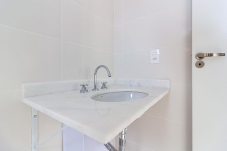 Banheiro de apartamento à venda com 1 quarto, 38m² em Pompeia, São Paulo