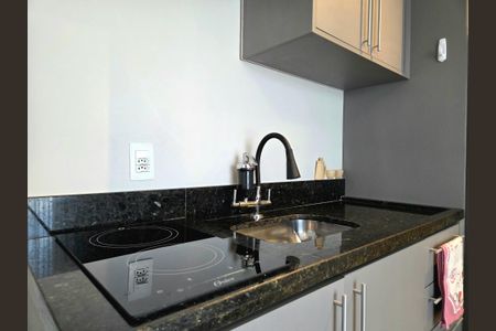 Apartamento para alugar com 38m², 1 quarto e 1 vagaSala/Cozinha