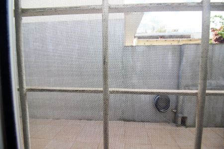 Casa à venda com 294m², 6 quartos e 4 vagas Casa à venda com 294m², 6 quartos e 4 vagasVista do Quarto 2