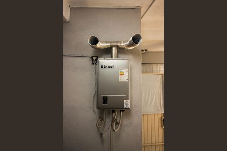 Casa à venda com 294m², 6 quartos e 4 vagas Casa à venda com 294m², 6 quartos e 4 vagasAquecedor casa 2