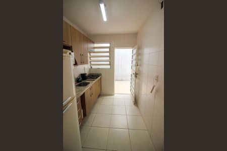 Casa à venda com 294m², 6 quartos e 4 vagas Casa à venda com 294m², 6 quartos e 4 vagasCozinha 1