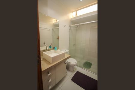 Casa à venda com 294m², 6 quartos e 4 vagas Casa à venda com 294m², 6 quartos e 4 vagasBanheiro da Suíte 1