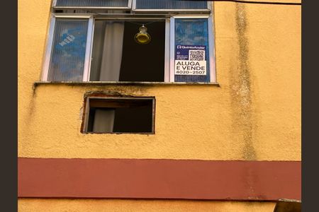 Apartamento para alugar com 60m², 2 quartos e 1 vagaFachada + plaquinha