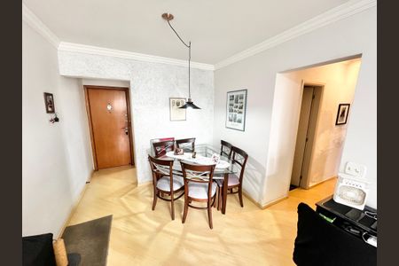 Apartamento para alugar com 76m², 3 quartos e 1 vagaSala