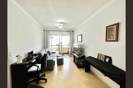 Apartamento para alugar com 76m², 3 quartos e 1 vagaSala