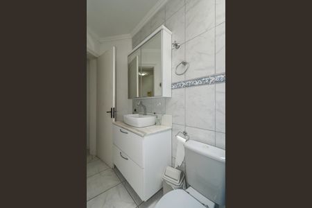 Casa de condomínio à venda com 200m², 4 quartos e 5 vagasBanheiro