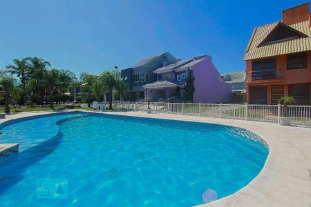 Casa de condomínio à venda com 200m², 4 quartos e 5 vagasÁrea comum - Piscina