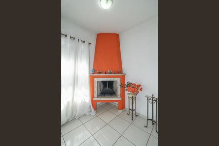 Casa de condomínio à venda com 200m², 4 quartos e 5 vagasSala