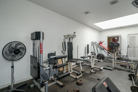 Casa de condomínio à venda com 200m², 4 quartos e 5 vagasEspaço de lazer