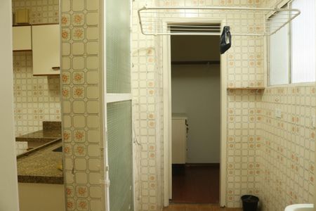 Apartamento para alugar com 100m², 2 quartos e 1 vagaÁrea de Serviço