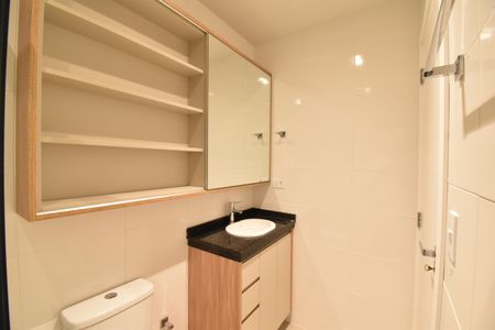 Studio para alugar com 27m², 1 quarto e sem vagaBanheiro do Studio