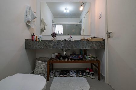 Apartamento à venda com 142m², 3 quartos e 1 vaga Apartamento à venda com 142m², 3 quartos e 1 vagaSuíte